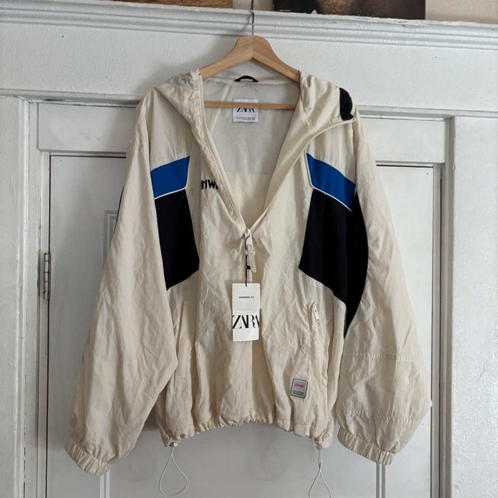 Cream/Blue Color block 90s inspired Windbreaker